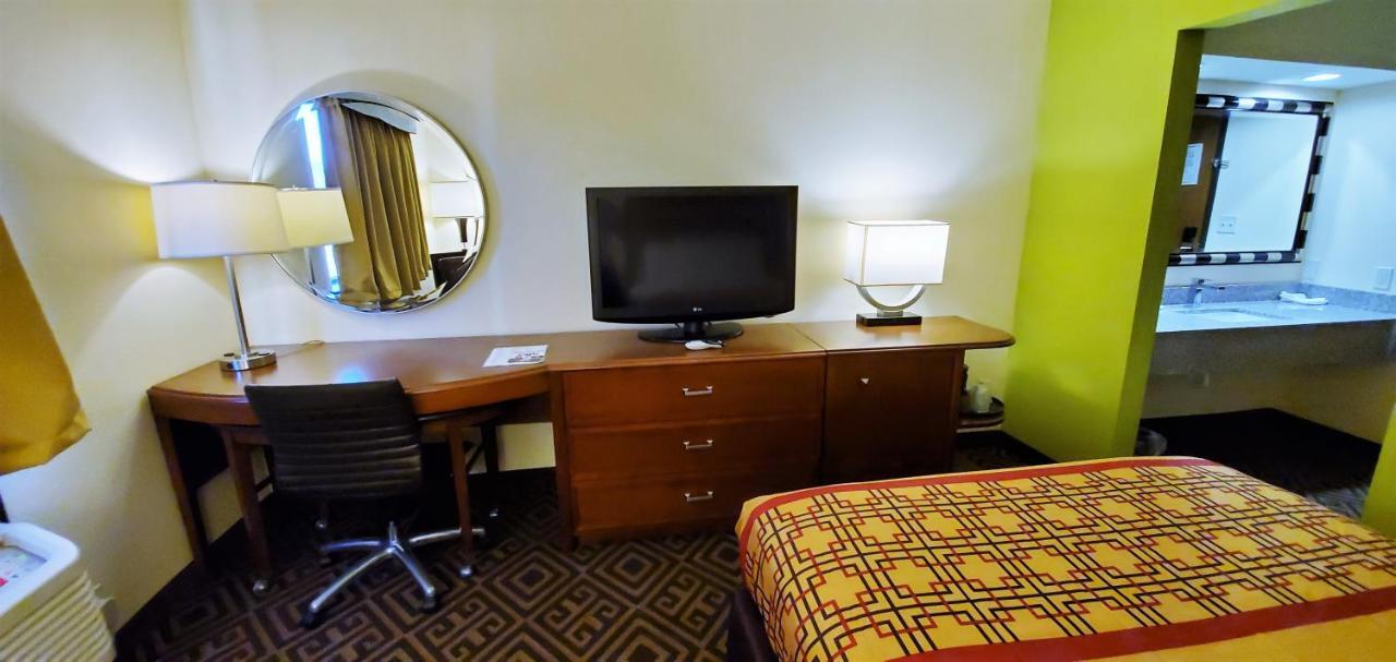 Travel Inn And Suites- Sikeston Miner I-55 Exit-67 Zewnętrze zdjęcie