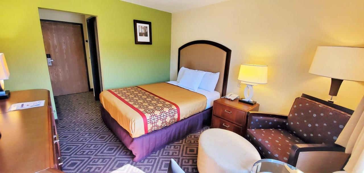 Travel Inn And Suites- Sikeston Miner I-55 Exit-67 Zewnętrze zdjęcie